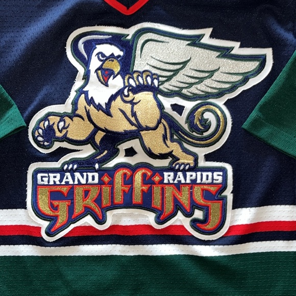 Grand Rapids Griffins Hockey Jersey Boys Size S/M Made In Canada Vintage… - Picture 2 of 8
